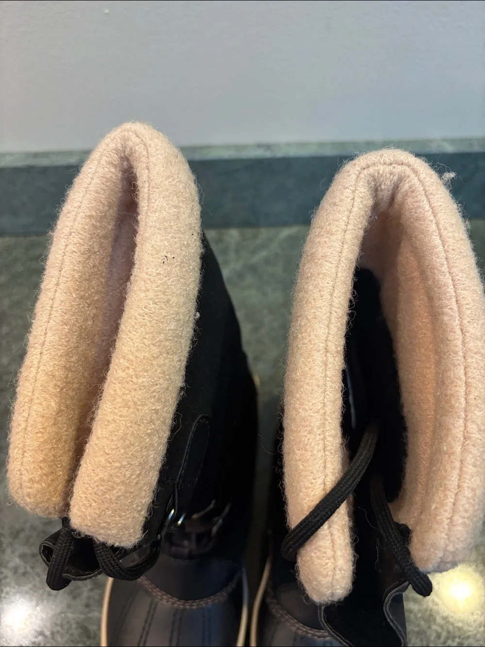 Women's Winter Carnival boots 🥾 with waterproof rubber shell and nylon upper